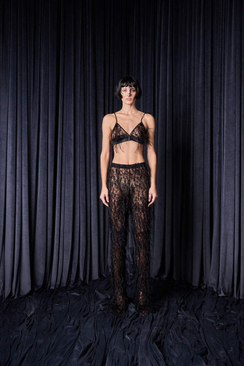 FEATHERED LACE TROUSERS