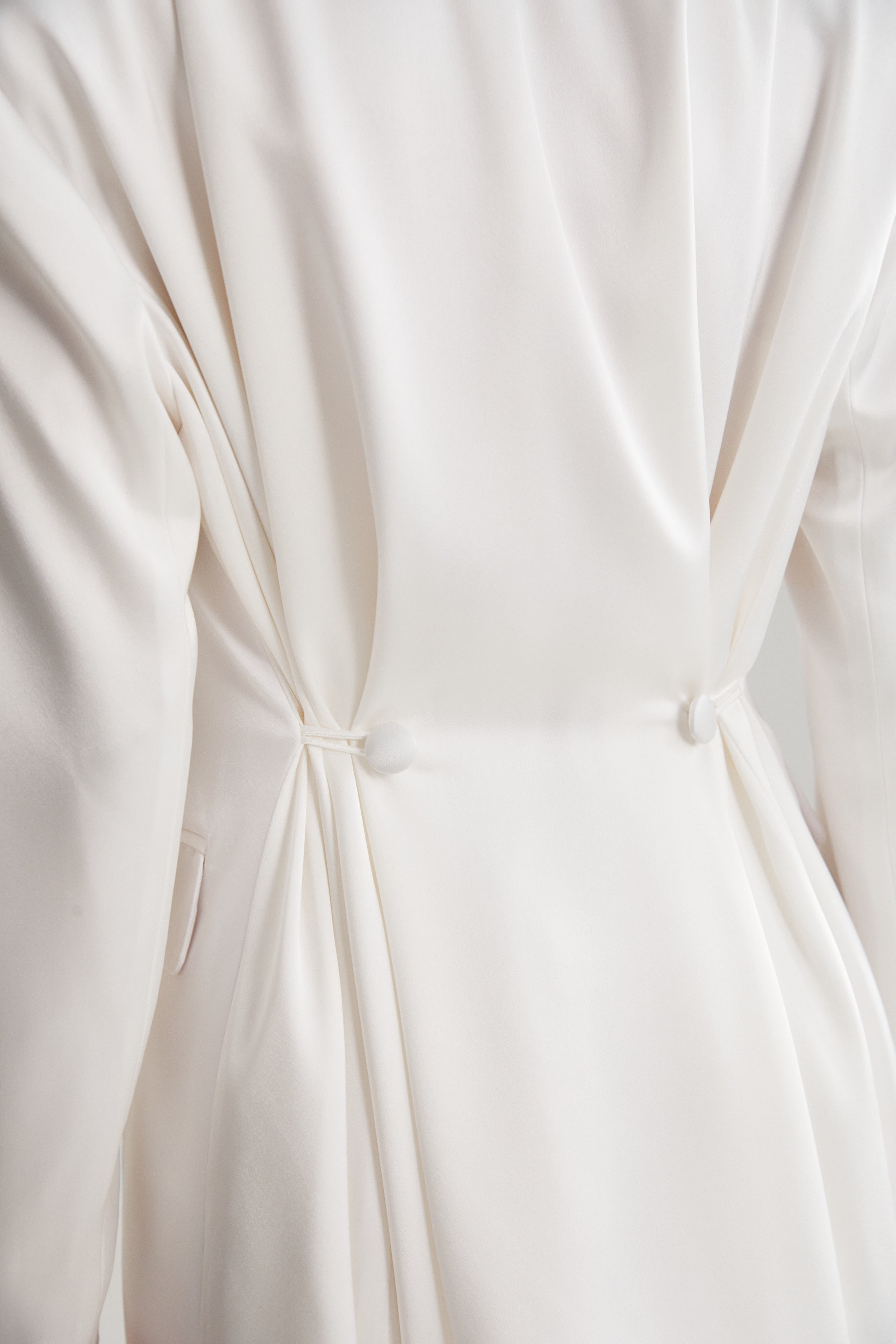 OFF WHITE BLAZER/ DRESS